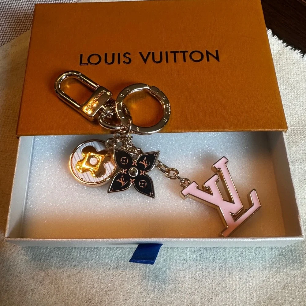 Louis Vuitton Fleur de Monogram Bag Charm Key Holder M67119 Gold Pink Enamel